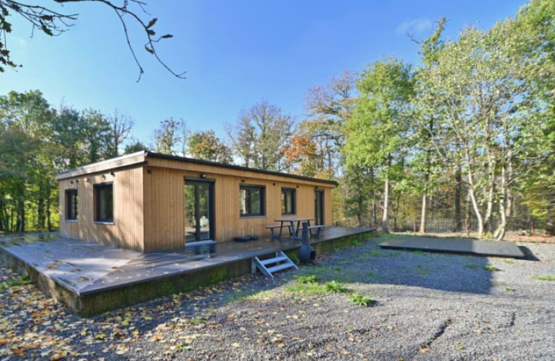 Chalet des Bois 6p with hot tub in the forests of the Ardennes