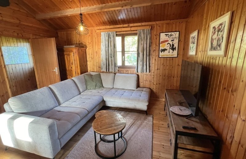 Zithoek pre vert septon ardennen belgie boekjebungalow